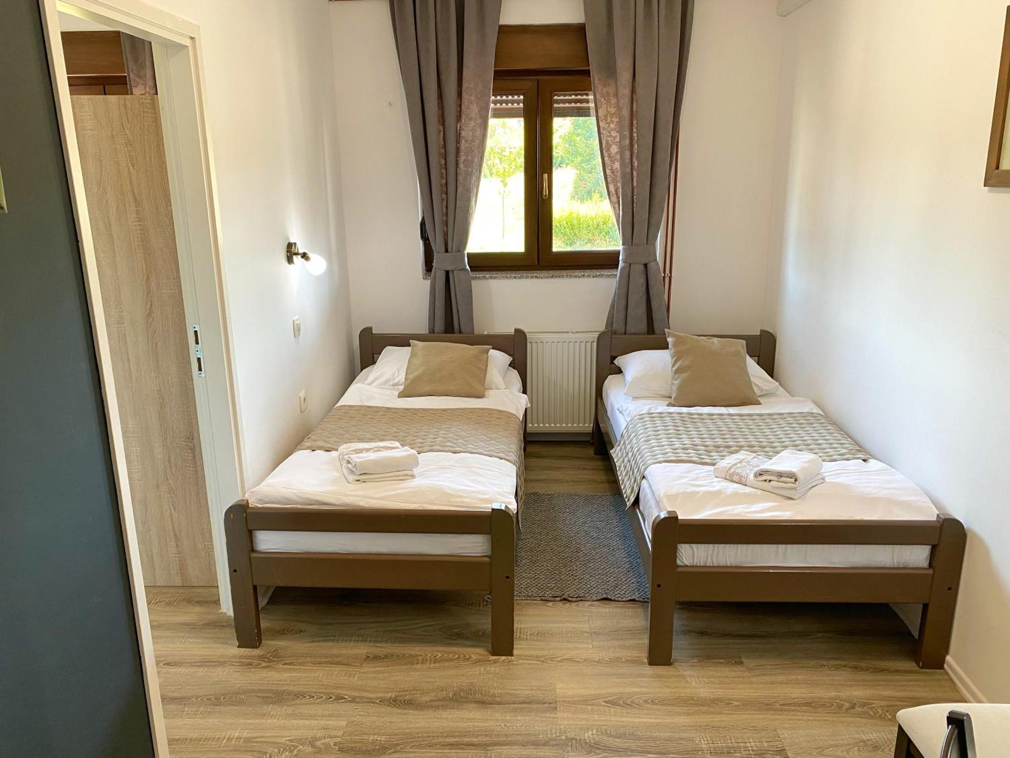 16 Lakes Guesthouse Grabovac  Luaran gambar