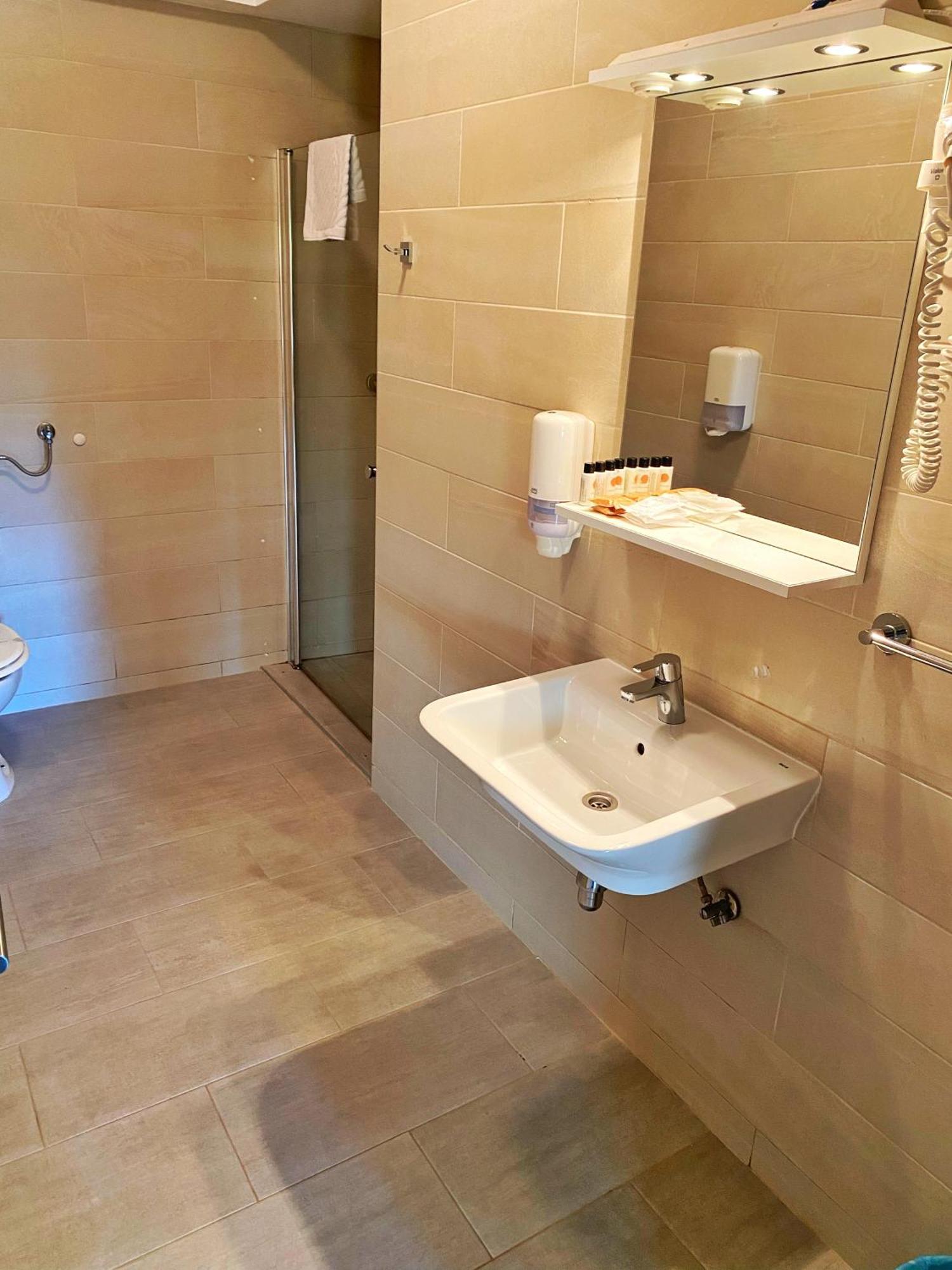 16 Lakes Guesthouse Grabovac  Luaran gambar